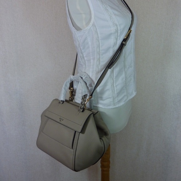 New Tory Burch Half-Moon Gray Leather Small Satchel/Shoulder/Crossbody Bag AUTH - Picture 3 of 13